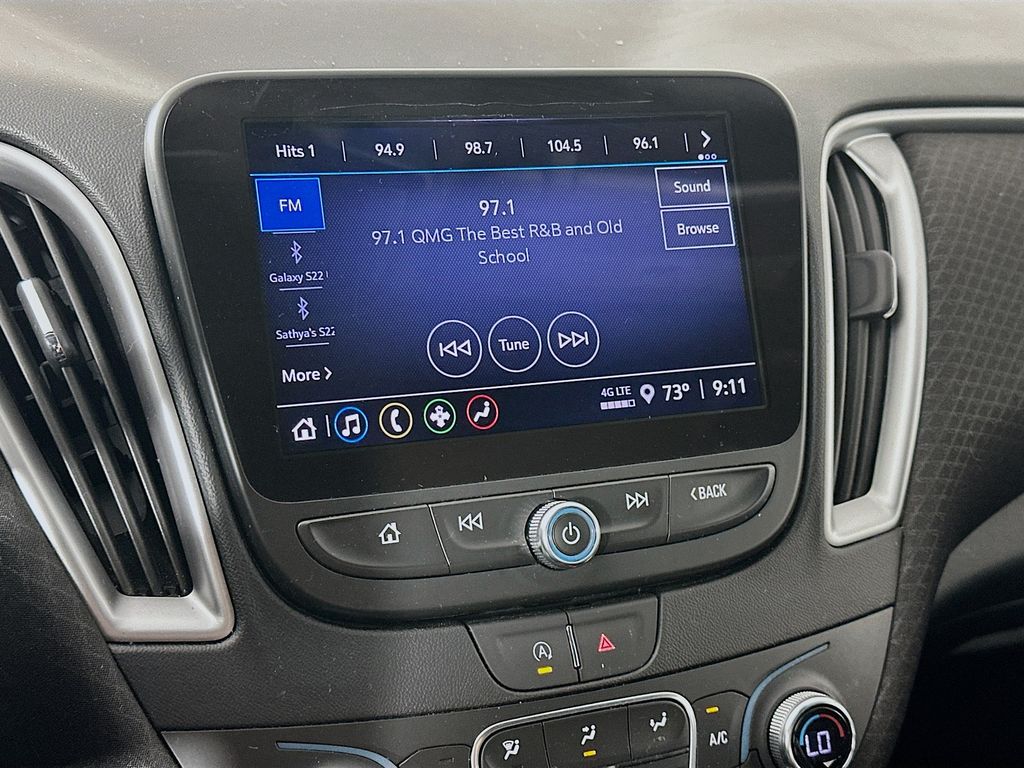 Used 2023 White Chevrolet LT image 17