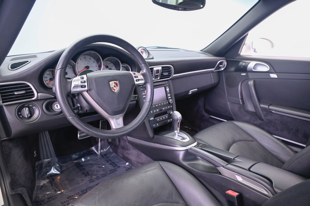 Thumbnail: 2009 Porsche 911 - 24