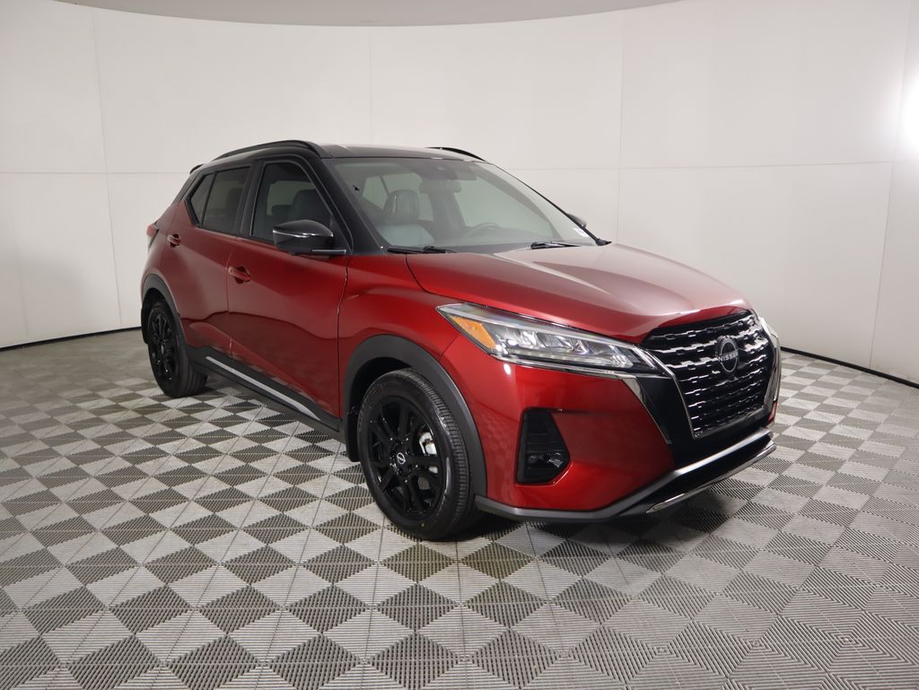 Thumbnail: 2023 Nissan Kicks - 3