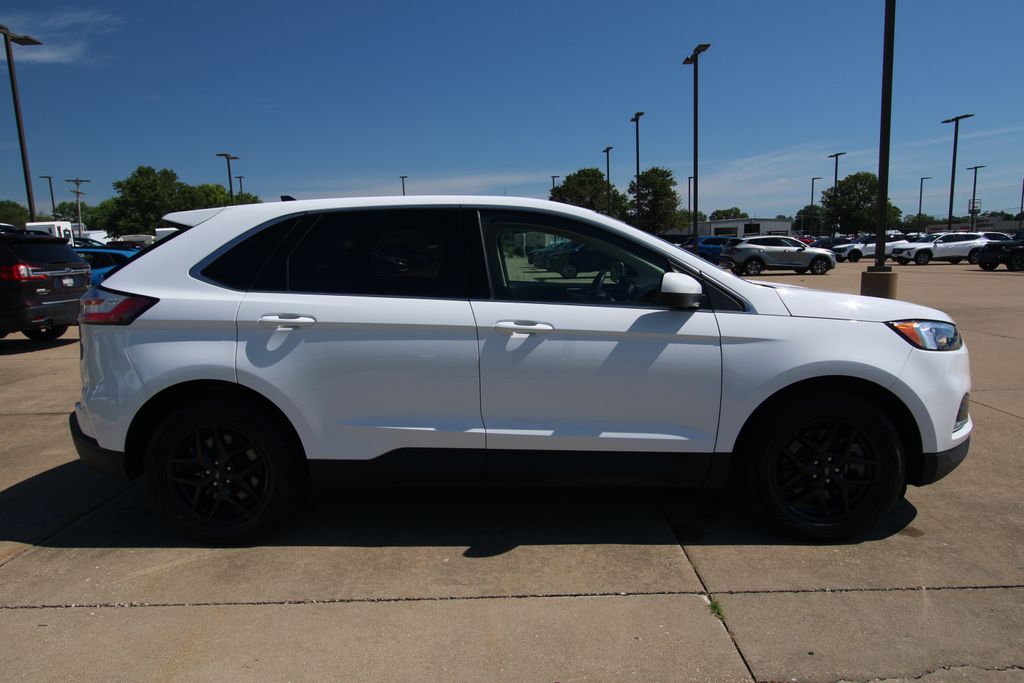 Used 2024 Ford Edge SUV
