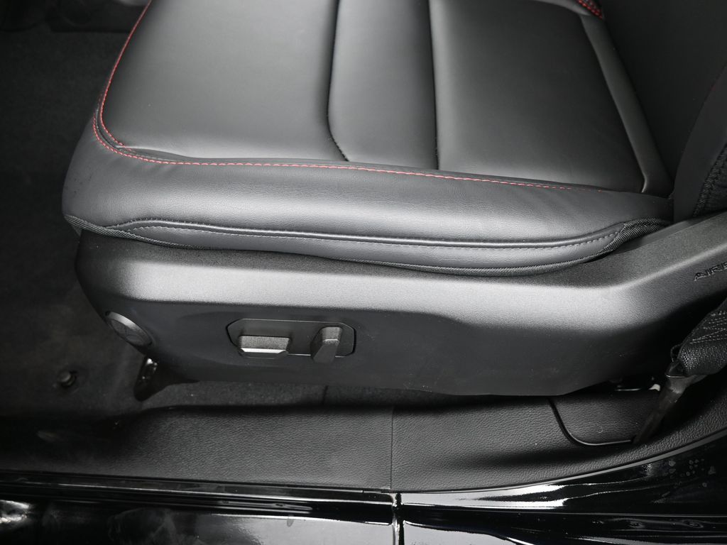 New 2026 Black Clearcoat Jeep Rubicon X image 13