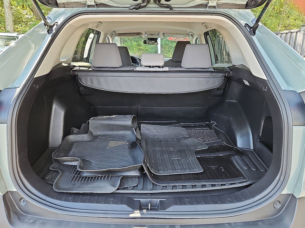 Thumbnail: 2021 Toyota RAV4 - 29