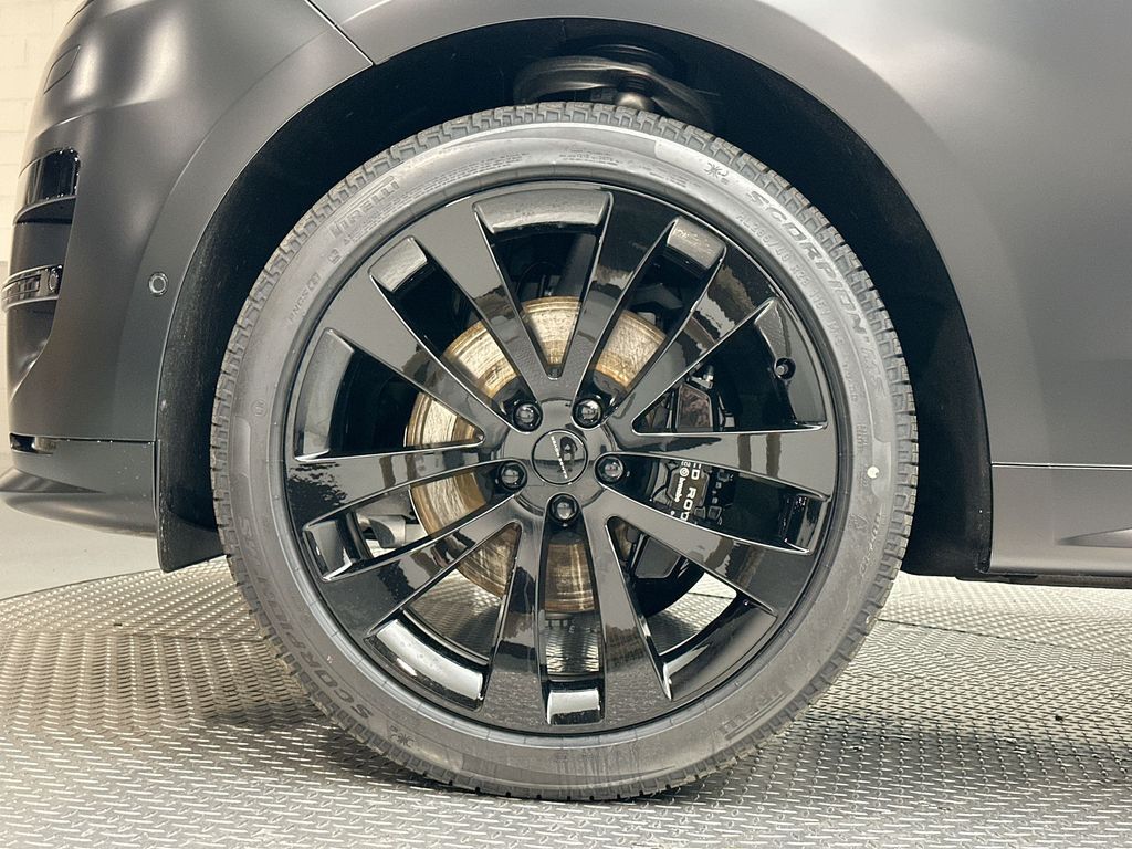 Thumbnail: 2026 Land Rover Range Rover Sport - 5