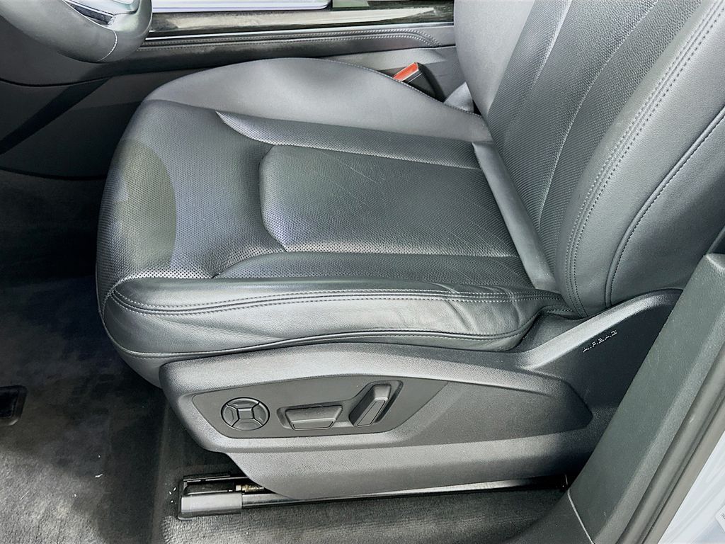 Thumbnail: 2021 Audi Q7 - 20