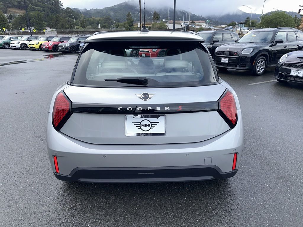 Thumbnail: 2025 MINI Cooper - 4