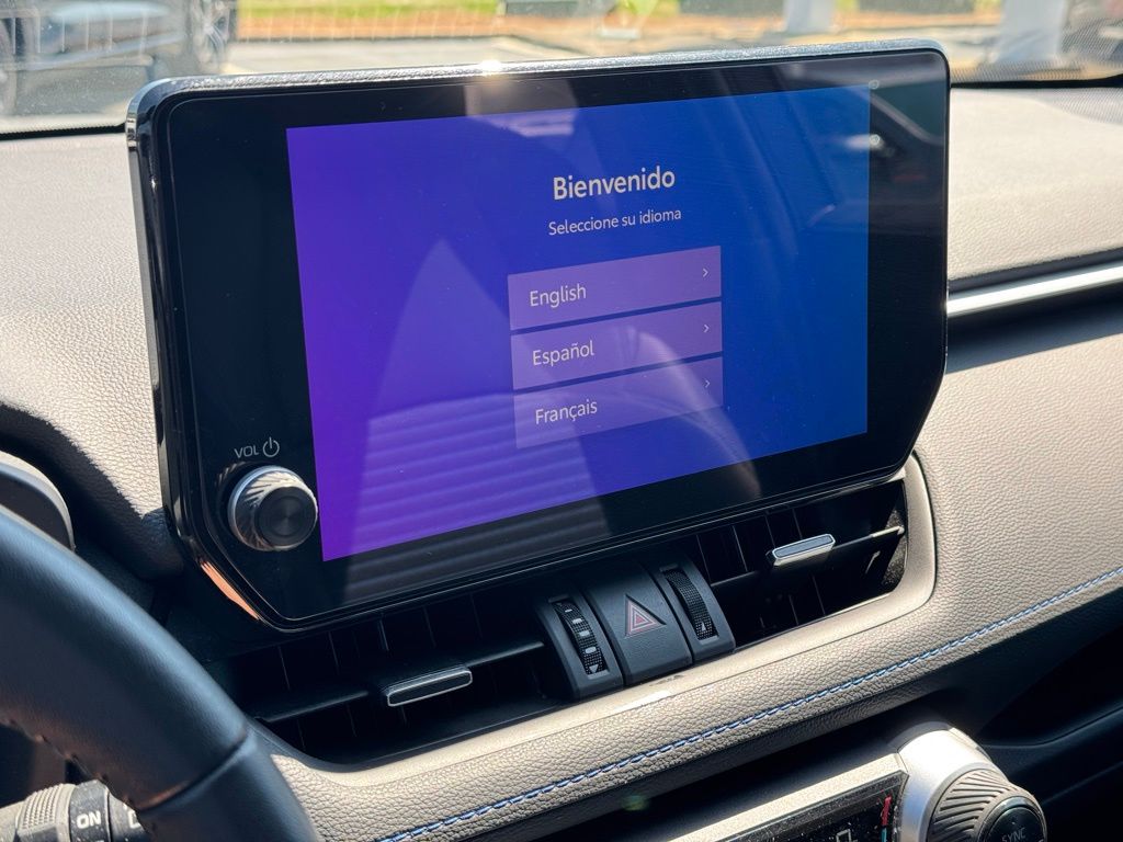 2025 Toyota RAV4 Hybrid XSE Wind Chill Pearl/Midnight Black Metallic - Jim Hudson Acura - Image 28