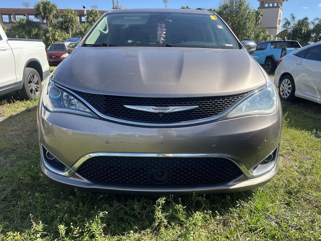 2017 Chrysler Pacifica Limited 2