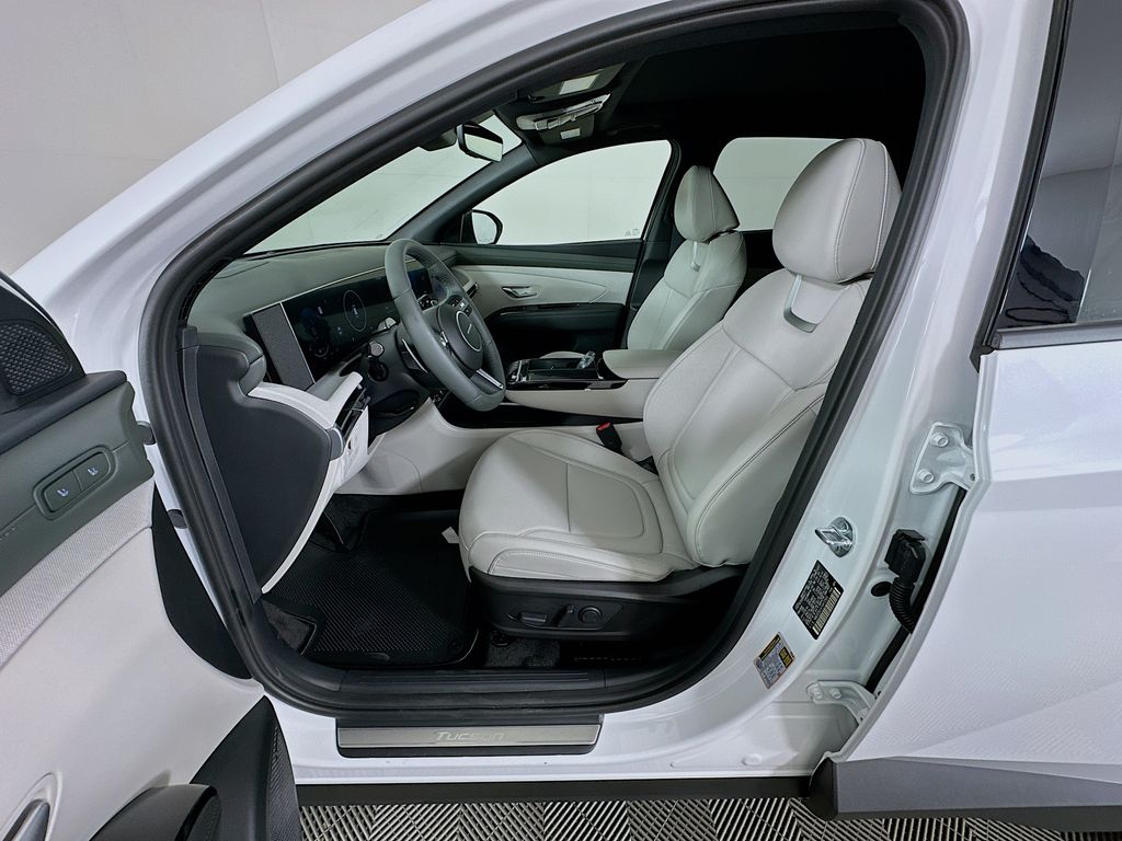 Thumbnail: 2026 Hyundai Tucson - 16