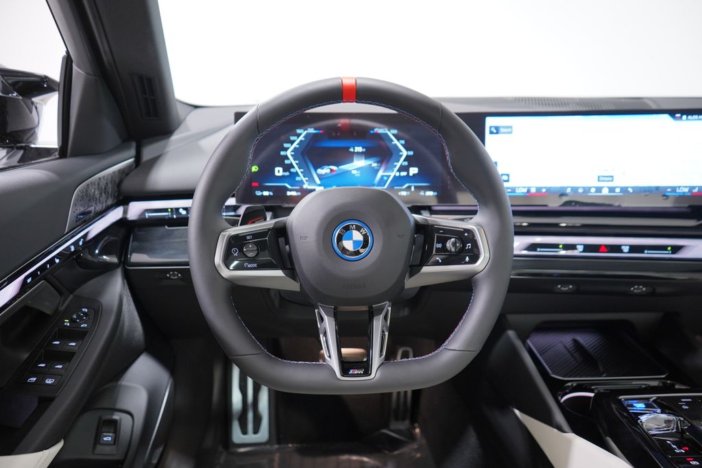 2024 BMW i5 M60 11