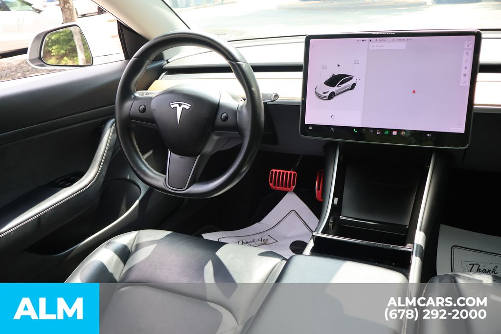 Used 2020 White Tesla Standard Range Plus image 24