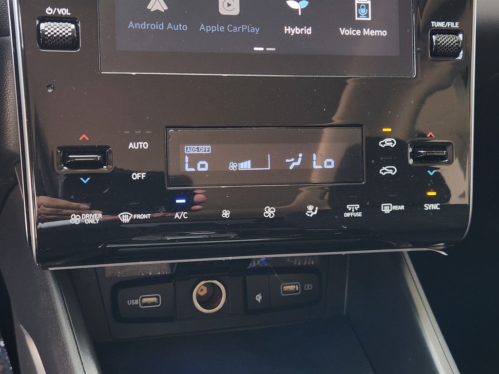 2022 Hyundai Tucson Hybrid SEL Convenience Silver at Baytown Hyundai