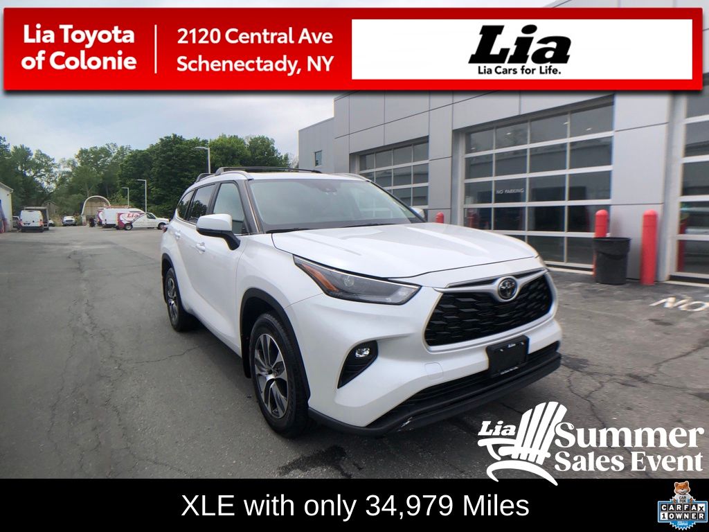 White (Wind Chill Pearl) 2023 Toyota Highlander XLE AWD SUV / Crossover All-Wheel Drive 8-Speed Automatic