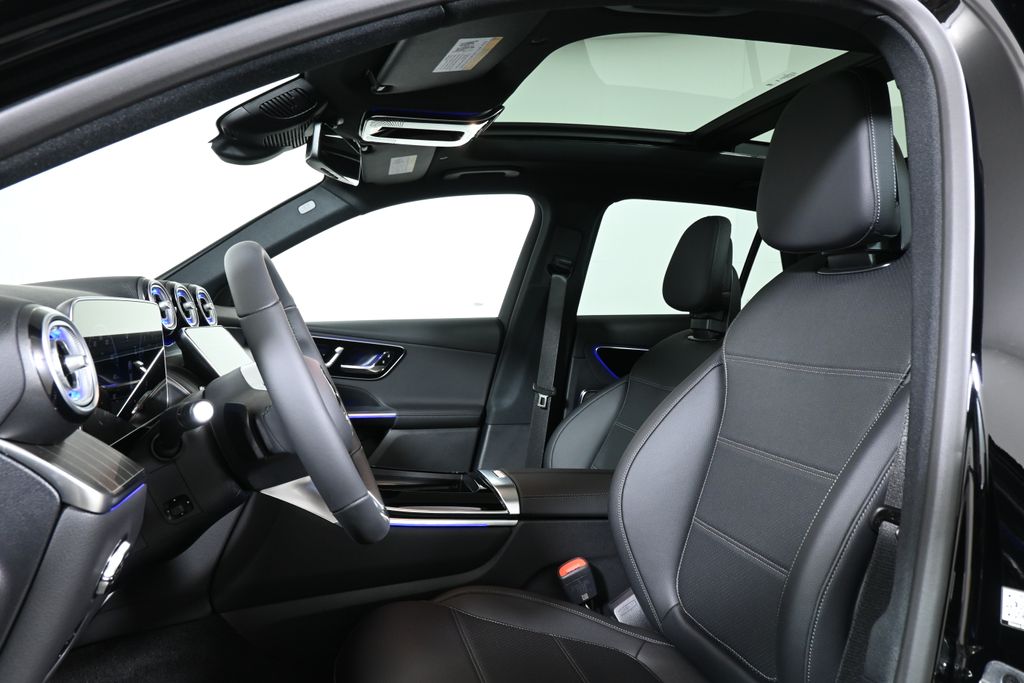 Thumbnail: 2026 Mercedes-Benz GLC - 13