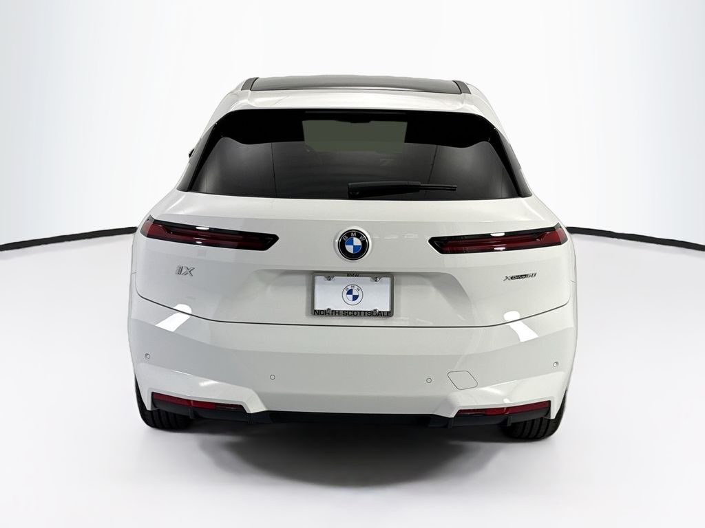 Thumbnail: 2026 BMW iX - 6