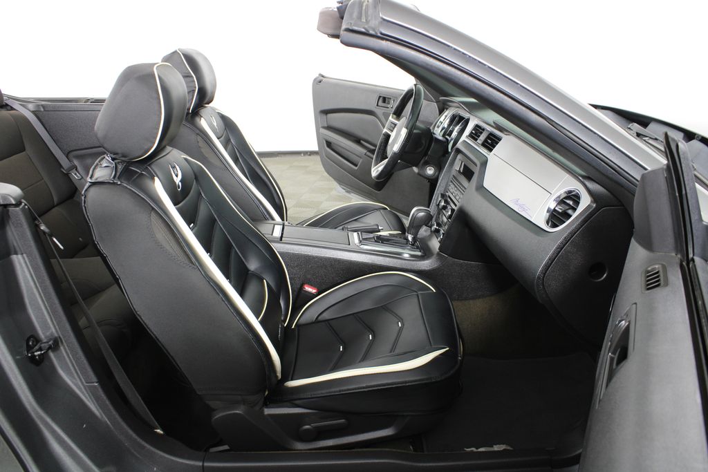 Used 2013 Ford Mustang for sale in 