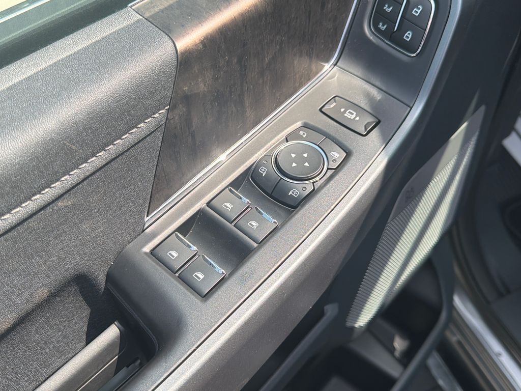 New 2026 Gray Ford Lariat image 16