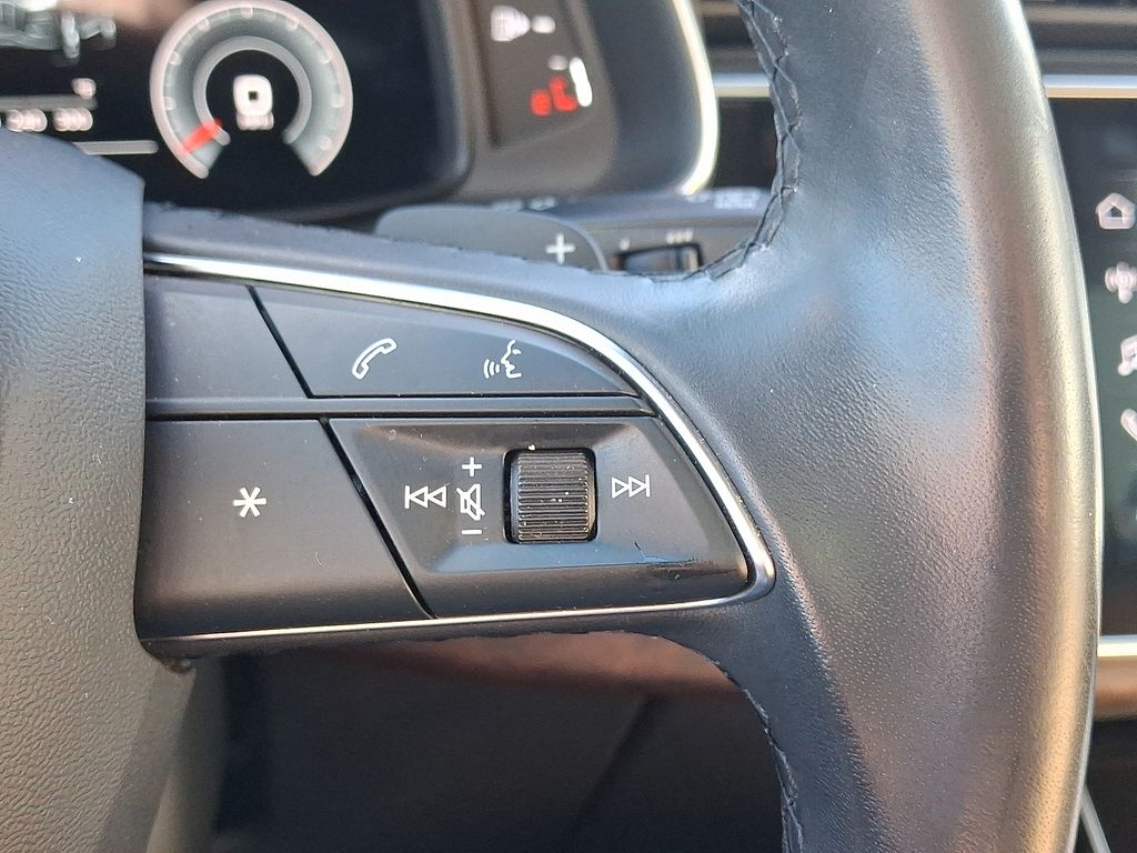 Thumbnail: 2022 Audi Q7 - 23