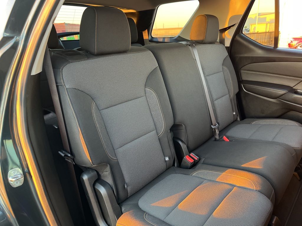 Thumbnail: 2020 Chevrolet Traverse - 27