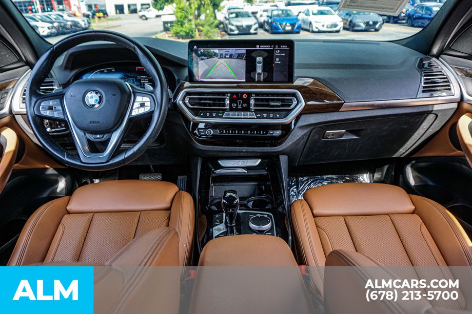 Used 2022 White BMW xDrive30i image 27