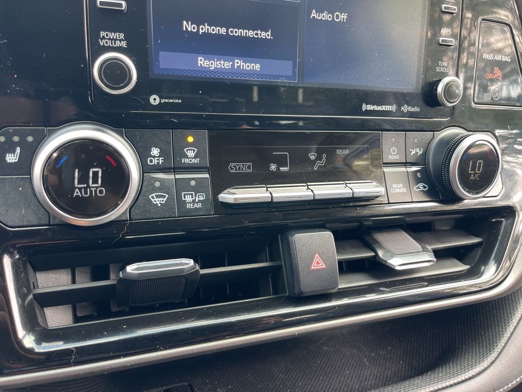 Highlander Hybrid XLE