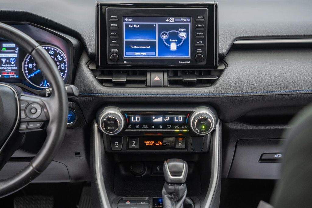 ToyotaRAV4 Hybrid21