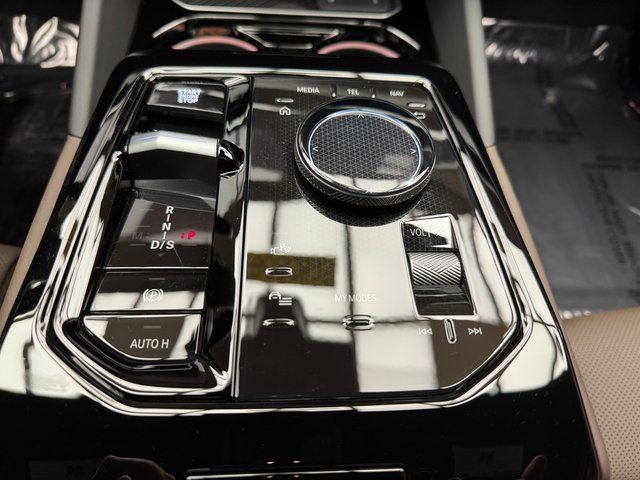 New 2026 Black BMW 530i xDrive image 19