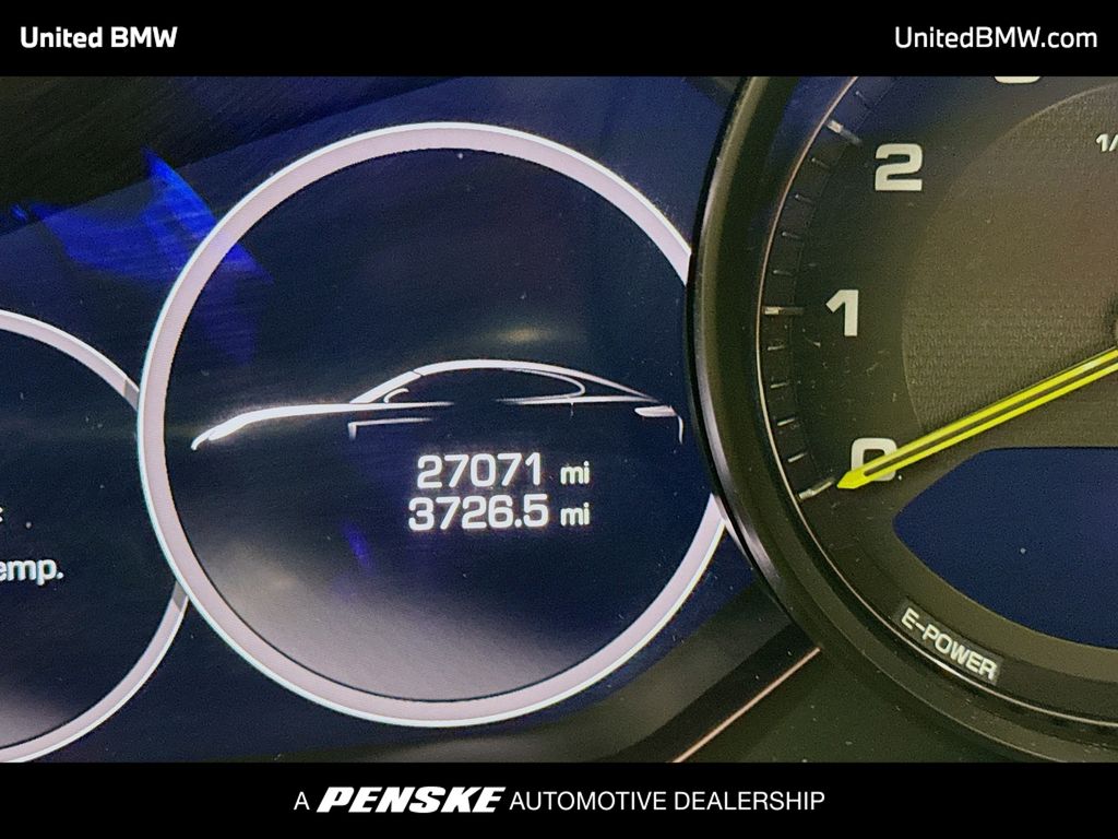 Thumbnail: 2019 Porsche Panamera - 7