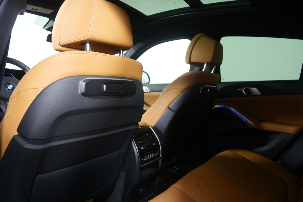 Thumbnail: 2026 BMW X6 - 17