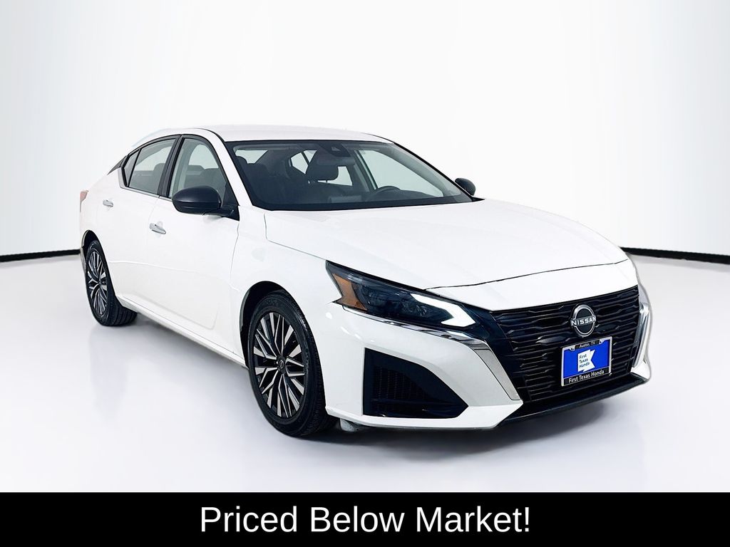 2025 Nissan Altima
