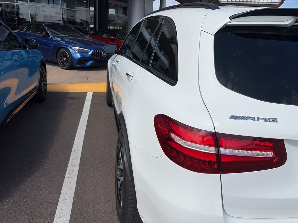 Thumbnail: 2019 Mercedes-Benz GLC - 4