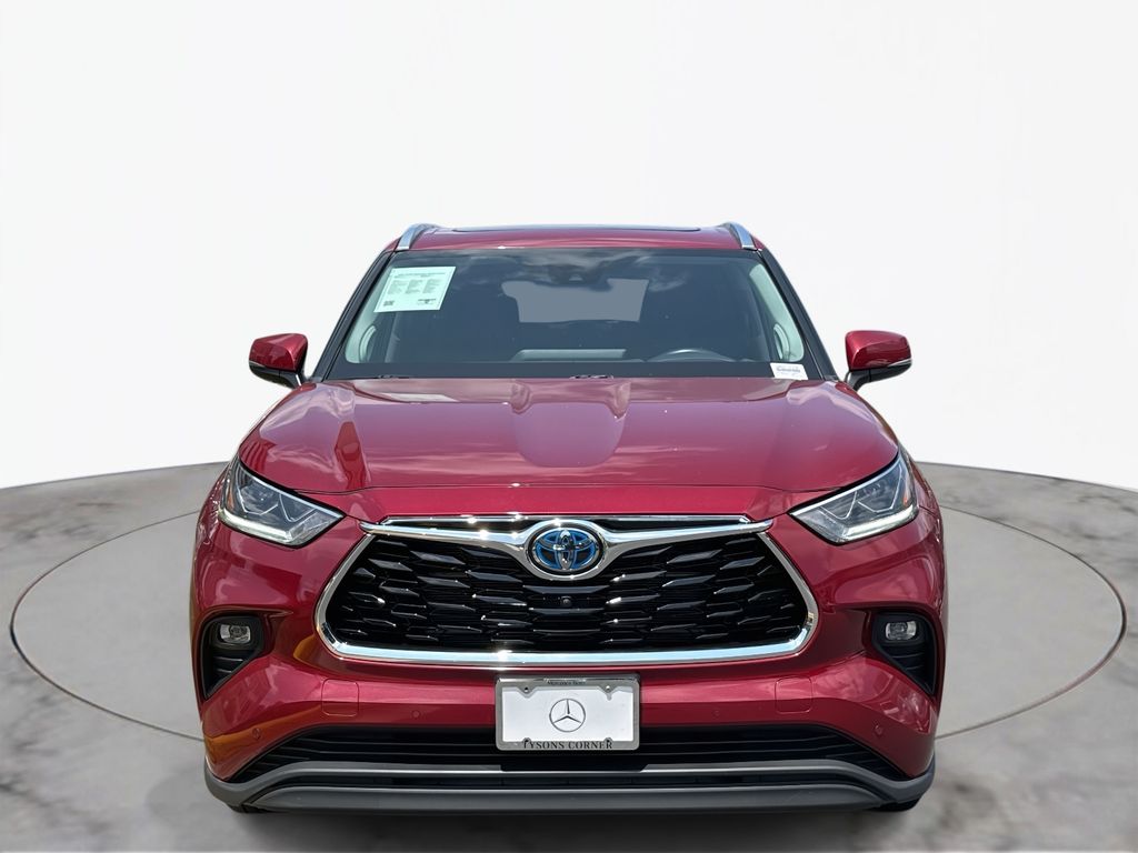 Thumbnail: 2024 Toyota Highlander - 2