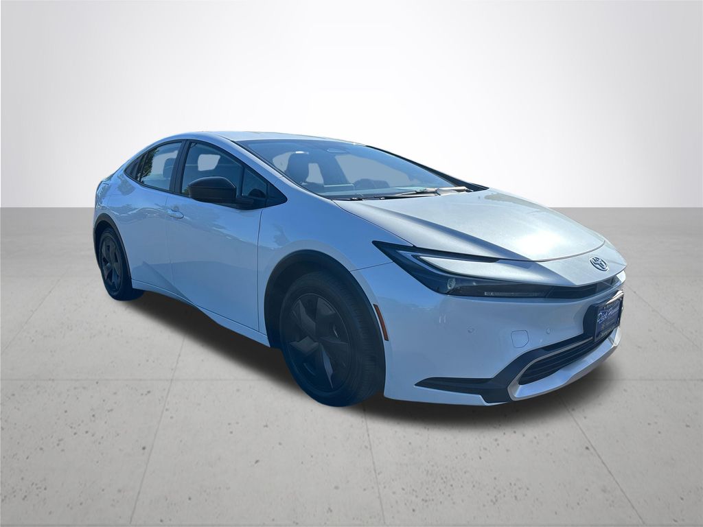 2025 Toyota Prius Plug-In Hybrid SE