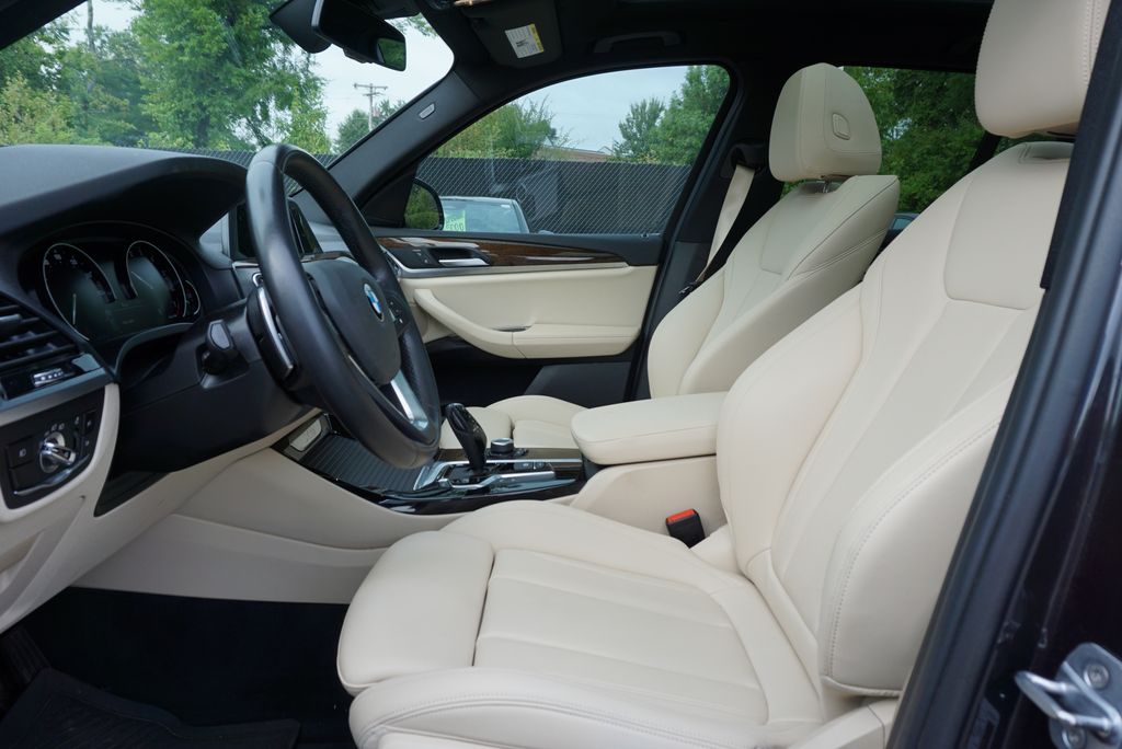 Thumbnail: 2018 BMW X3 - 9