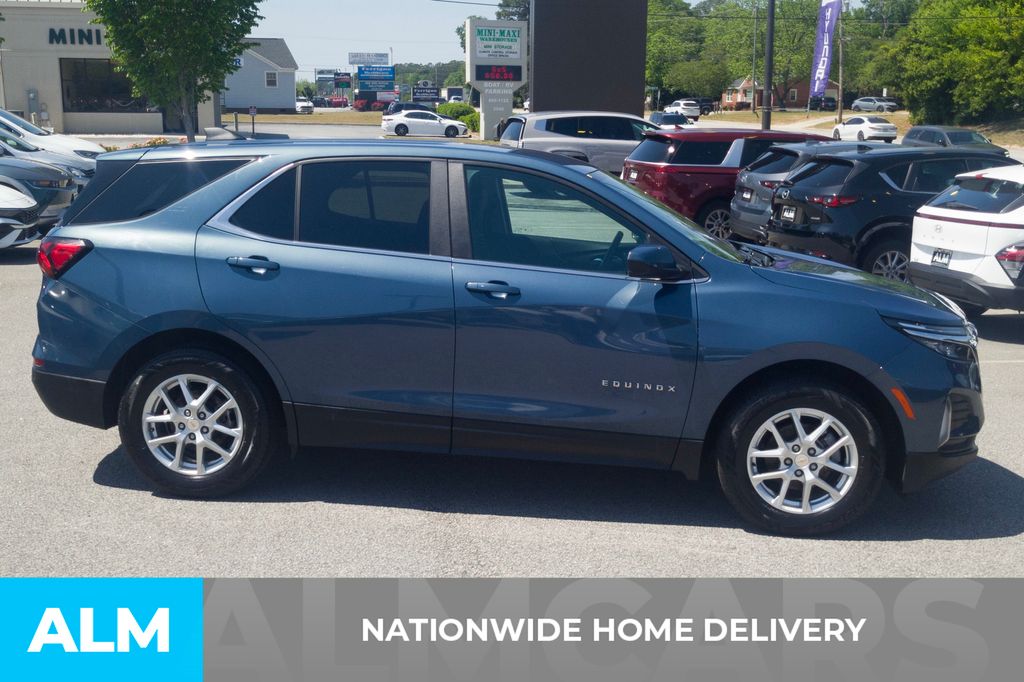 Used 2024 Blue Chevrolet LT image 4
