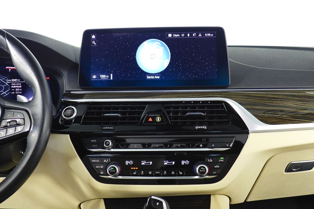 Thumbnail: 2023 BMW 5 Series - 26