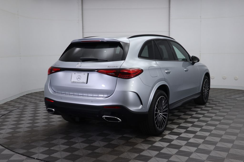 2025 Mercedes-Benz GLC 300 5