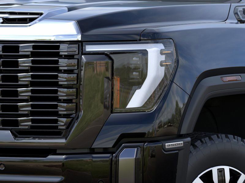 2025 GMC Sierra 3500HD Denali Ultimate 10