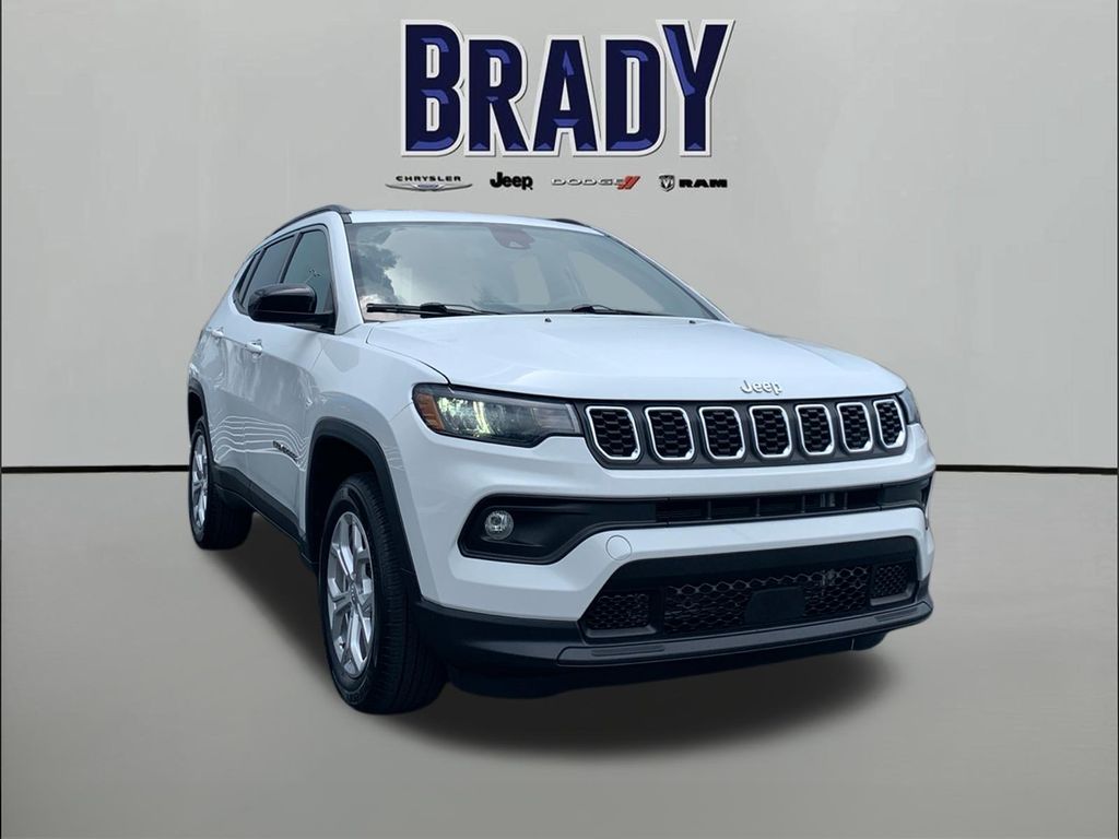 Bright White Clearcoat 2024 Jeep Compass SUV / Crossover Four-Wheel Drive 8-Speed Automatic
