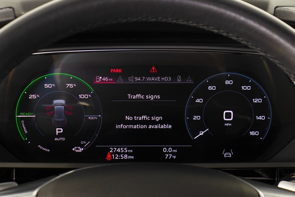 Thumbnail: 2022 Audi e-tron - 28