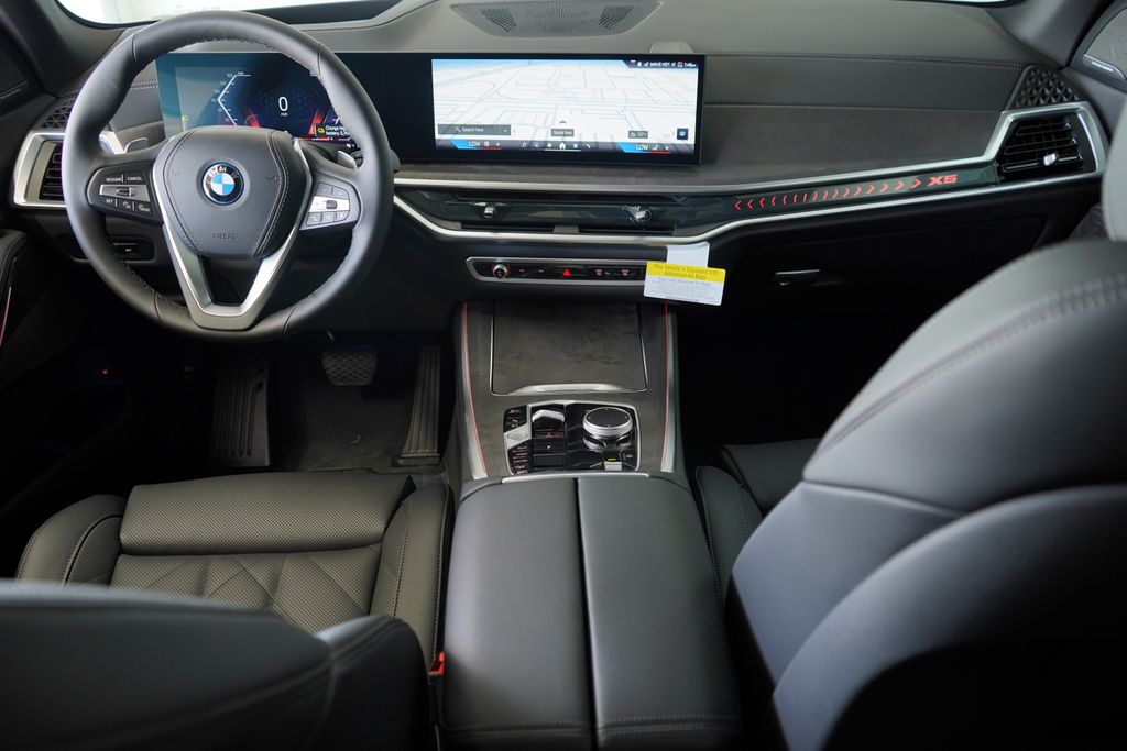 Thumbnail: 2026 BMW X5 - 14