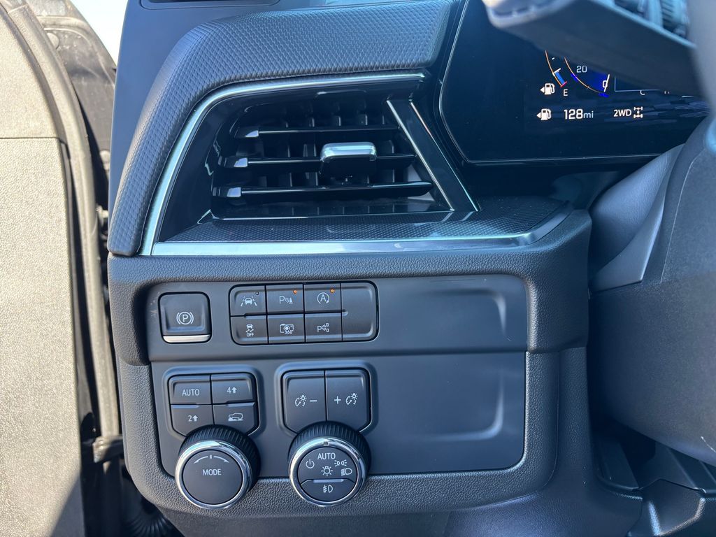 Used Car 2025 Chevrolet Suburban  Rst For Sale Under $80,000 In Austin, Texas