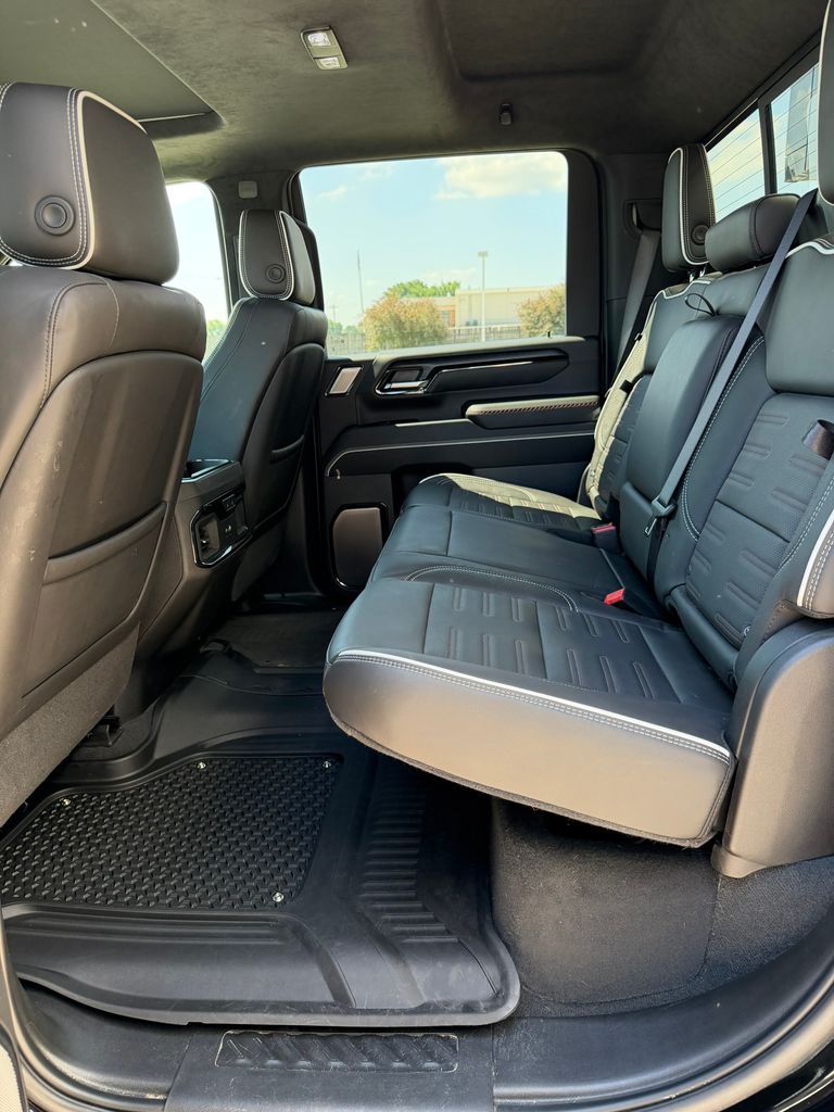 Used 2025 GMC Sierra 2500HD Truck