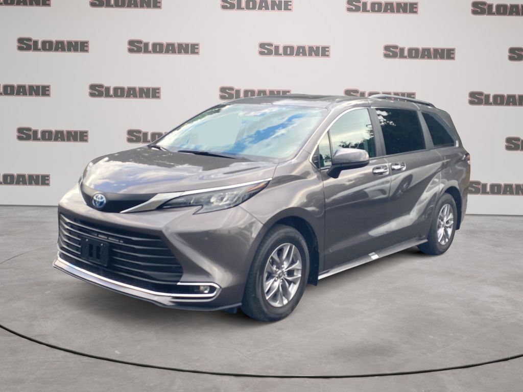 Predawn Gray Mica 2024 Toyota Sienna XLE 7-Passenger FWD Minivan Front-Wheel Drive Continuously Variable Transmission