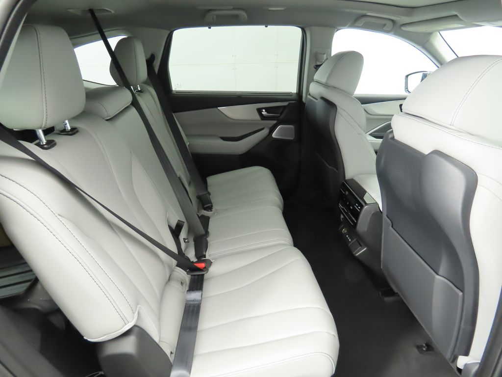 Thumbnail: 2026 Acura MDX - 24