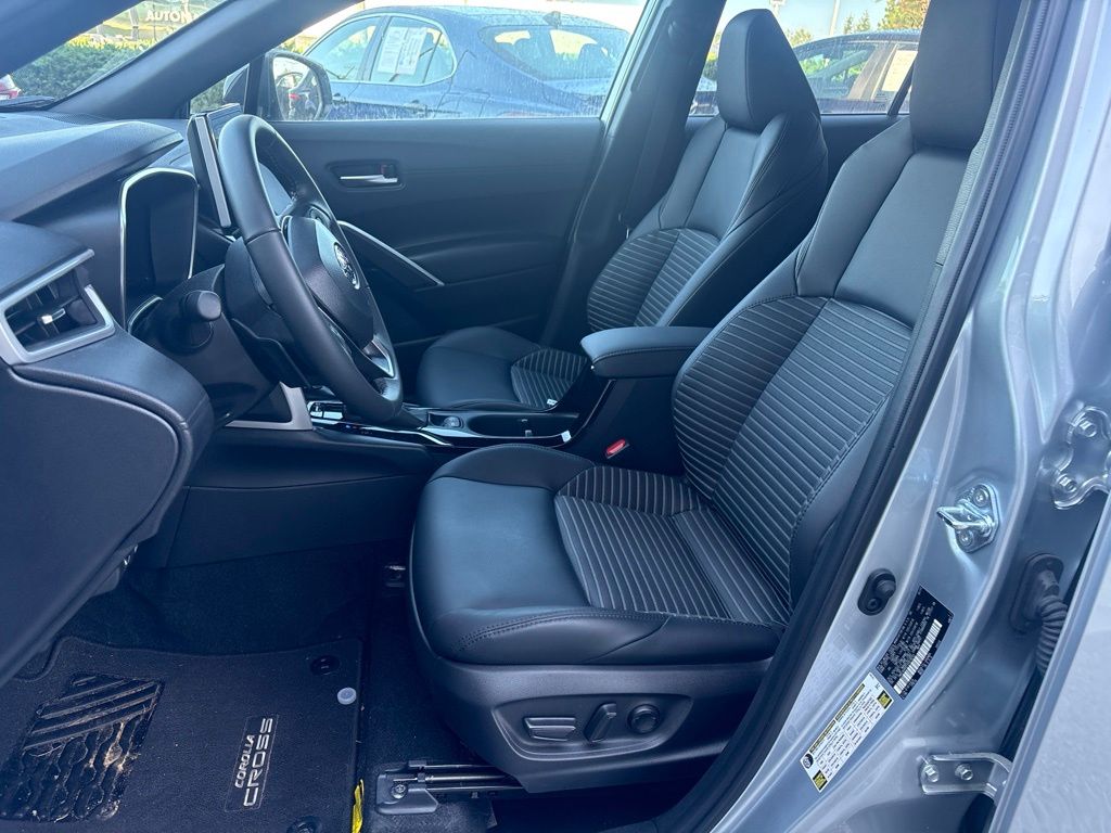 Used 2025 Silver Toyota Hybrid XSE image 12