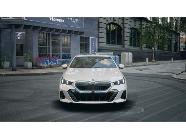 Thumbnail: 2026 BMW 5 Series - 3