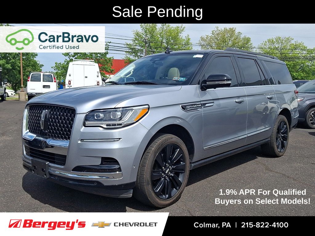 Radiance Metallic 2023 Lincoln Navigator SUV / Crossover Four-Wheel Drive Automatic