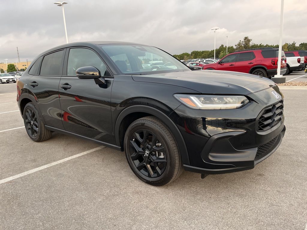 Thumbnail: 2025 Honda HR-V - 3