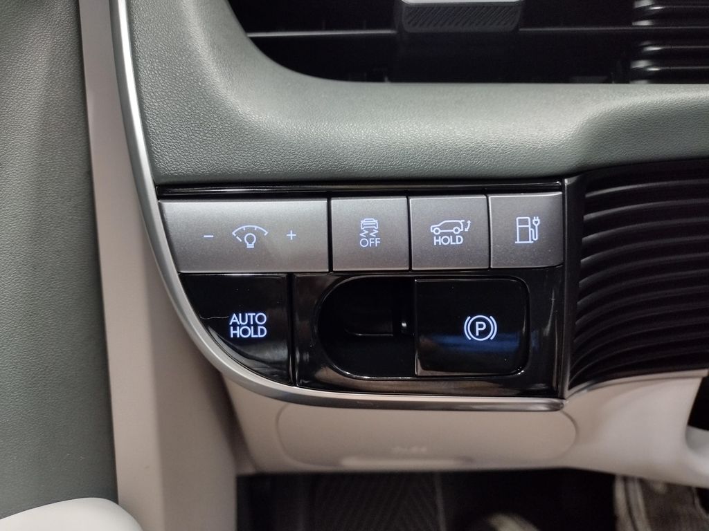 2025 Hyundai IONIQ 5 Limited