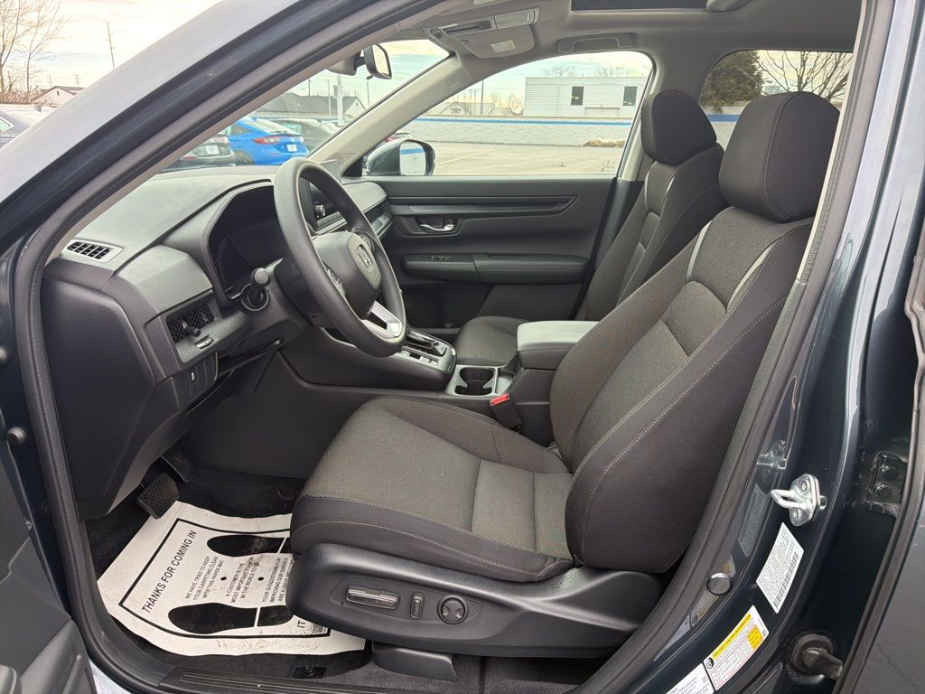 Thumbnail: 2023 Honda CR-V - 18